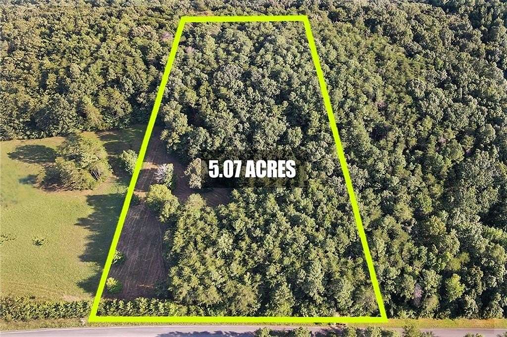 5 Acres of Residential Land for Sale in Adairsville, Georgia