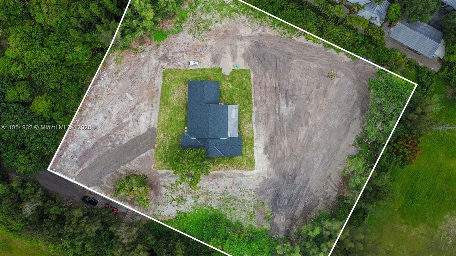 2.4 Acres of Land for Sale in Miami, Florida