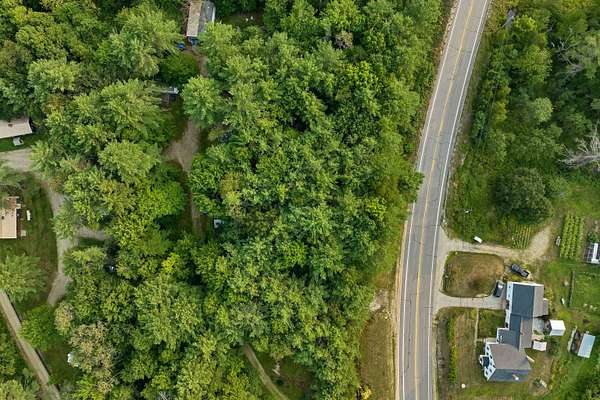 1 Acre of Residential Land for Sale in Wolfeboro, New Hampshire