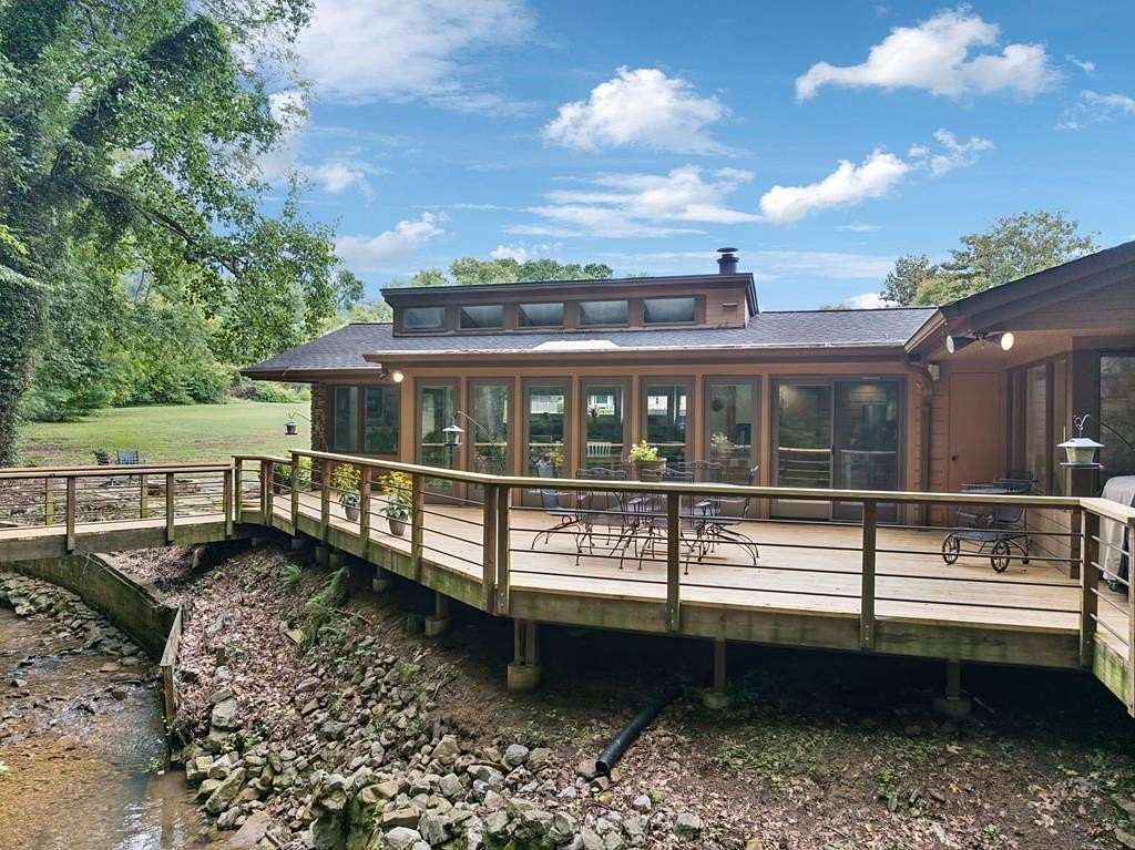 2.16 Acres of Residential Land with Home for Sale in Dalton, Georgia