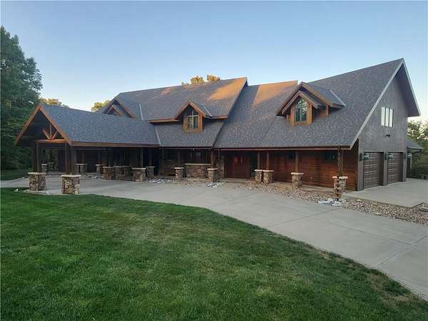 11.4 Acres of Land with Home for Sale in Kansas City, Missouri