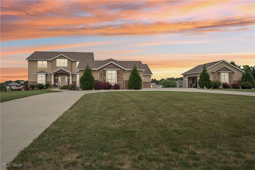 2 Acres of Residential Land with Home for Sale in Medina, Ohio