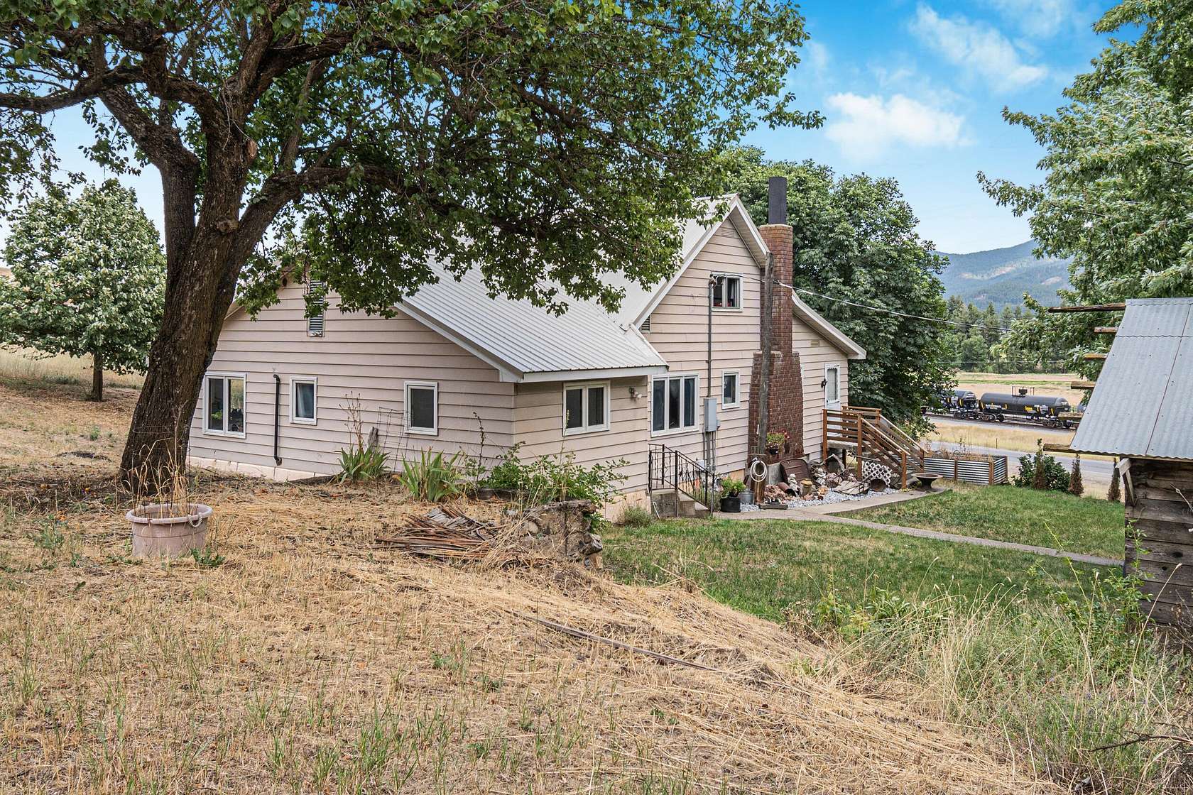 6.3 Acres of Land with Home for Sale in Kettle Falls, Washington