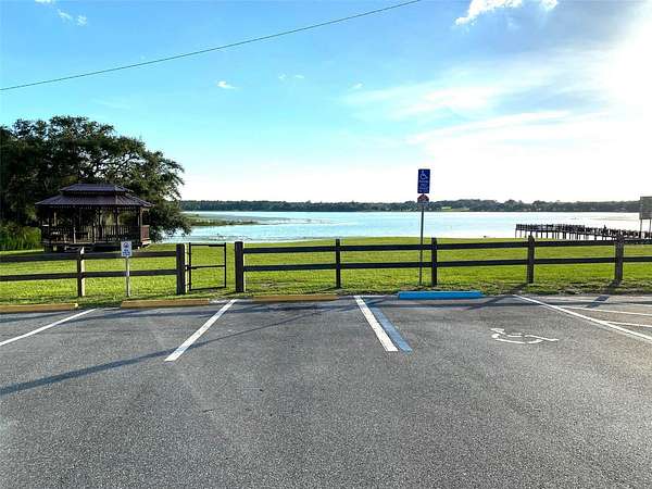 0.99 Acres of Residential Land for Sale in Dunnellon, Florida