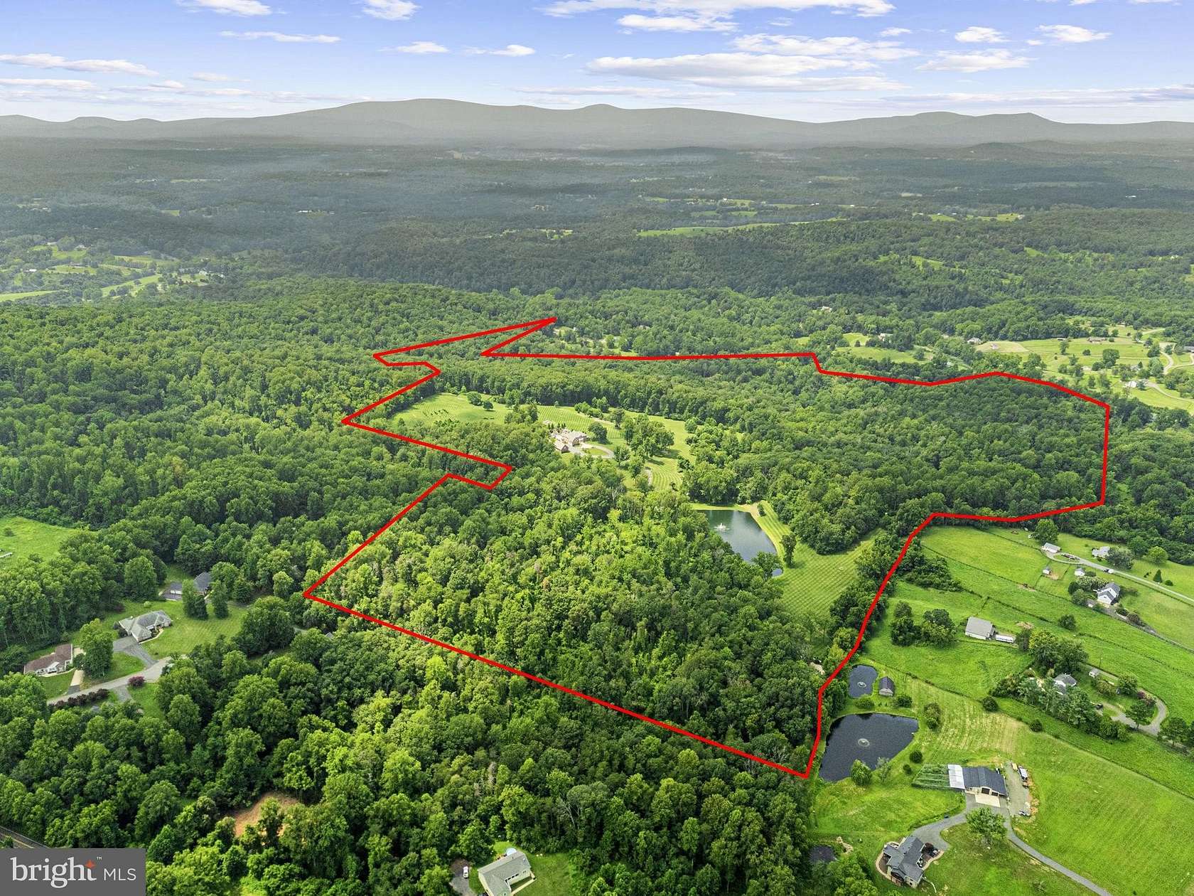 116 Acres of Land with Home for Sale in Warrenton, Virginia