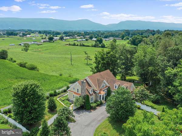 2.63 Acres of Residential Land with Home for Sale in Woodstock, Virginia