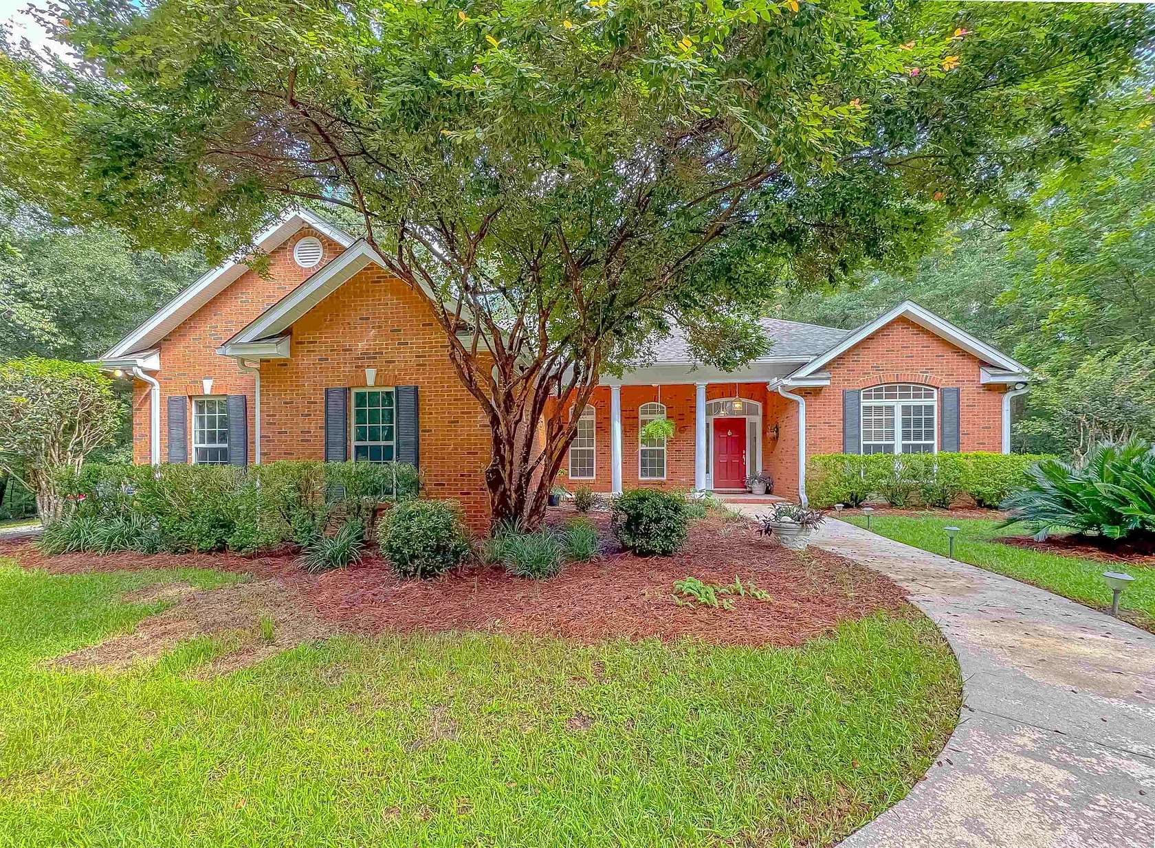 5 Acres of Residential Land with Home for Sale in Havana, Florida