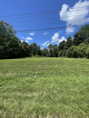 4 Acres of Residential Land for Sale in Lafayette, Tennessee