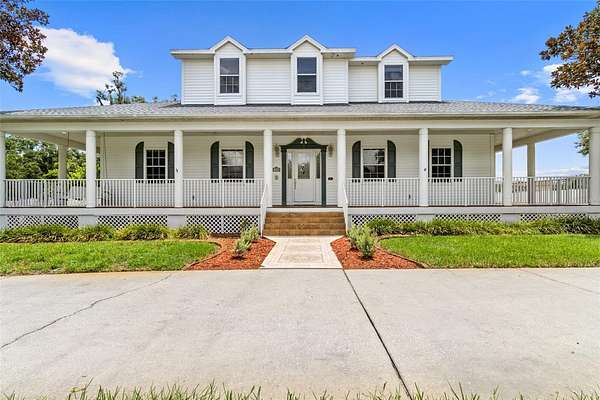 1.5 Acres of Residential Land with Home for Sale in Lutz, Florida