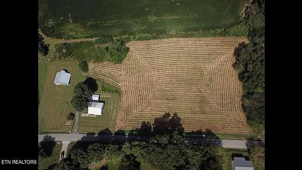 3.76 Acres of Residential Land with Home for Sale in Sweetwater, Tennessee