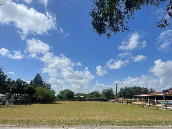 0.6 Acres of Mixed-Use Land for Sale in Weslaco, Texas
