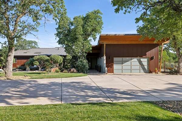 16.8 Acres of Land with Home for Sale in Winters, California