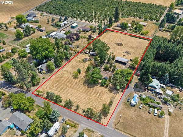 3 Acres of Residential Land for Sale in Amity, Oregon
