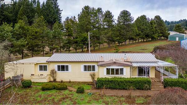 15.2 Acres of Land with Home for Sale in Veneta, Oregon