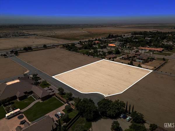 2.5 Acres of Residential Land for Sale in Bakersfield, California
