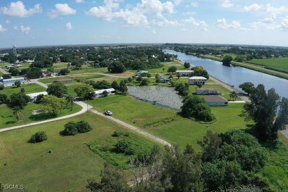 0.27 Acres of Land for Sale in Moore Haven, Florida