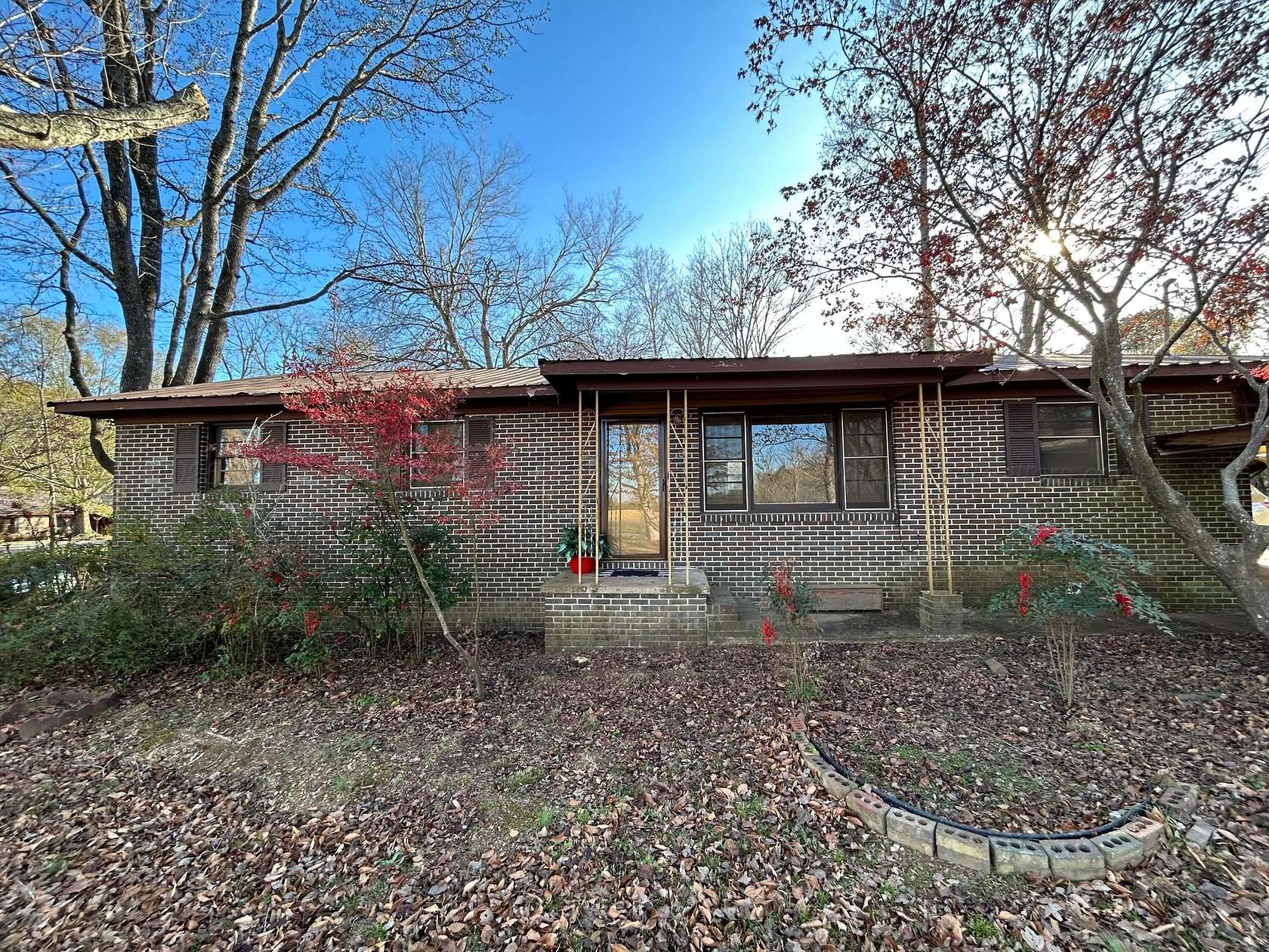 1.56 Acres of Residential Land with Home for Sale in Fayette, Alabama