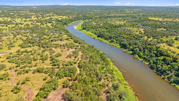 10 Acres of Land for Sale in Spicewood, Texas