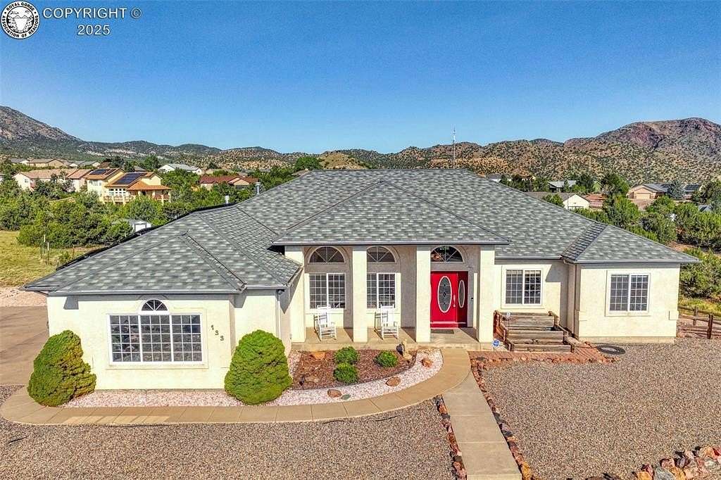 1.52 Acres of Residential Land with Home for Sale in Cañon City, Colorado