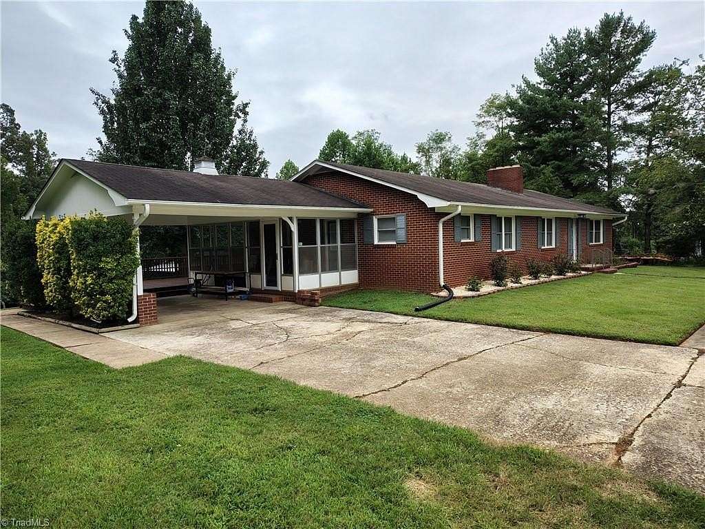 1.52 Acres of Residential Land with Home for Sale in Mount Airy, North Carolina