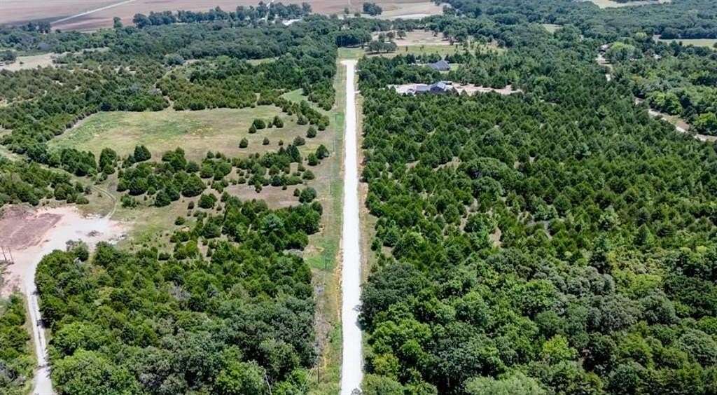 5 Acres of Residential Land for Sale in Shawnee, Oklahoma