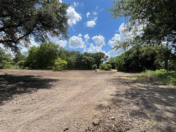 1.36 Acres of Residential Land for Sale in Waxahachie, Texas