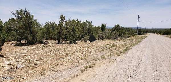 5.25 Acres of Land for Sale in Happy Jack, Arizona