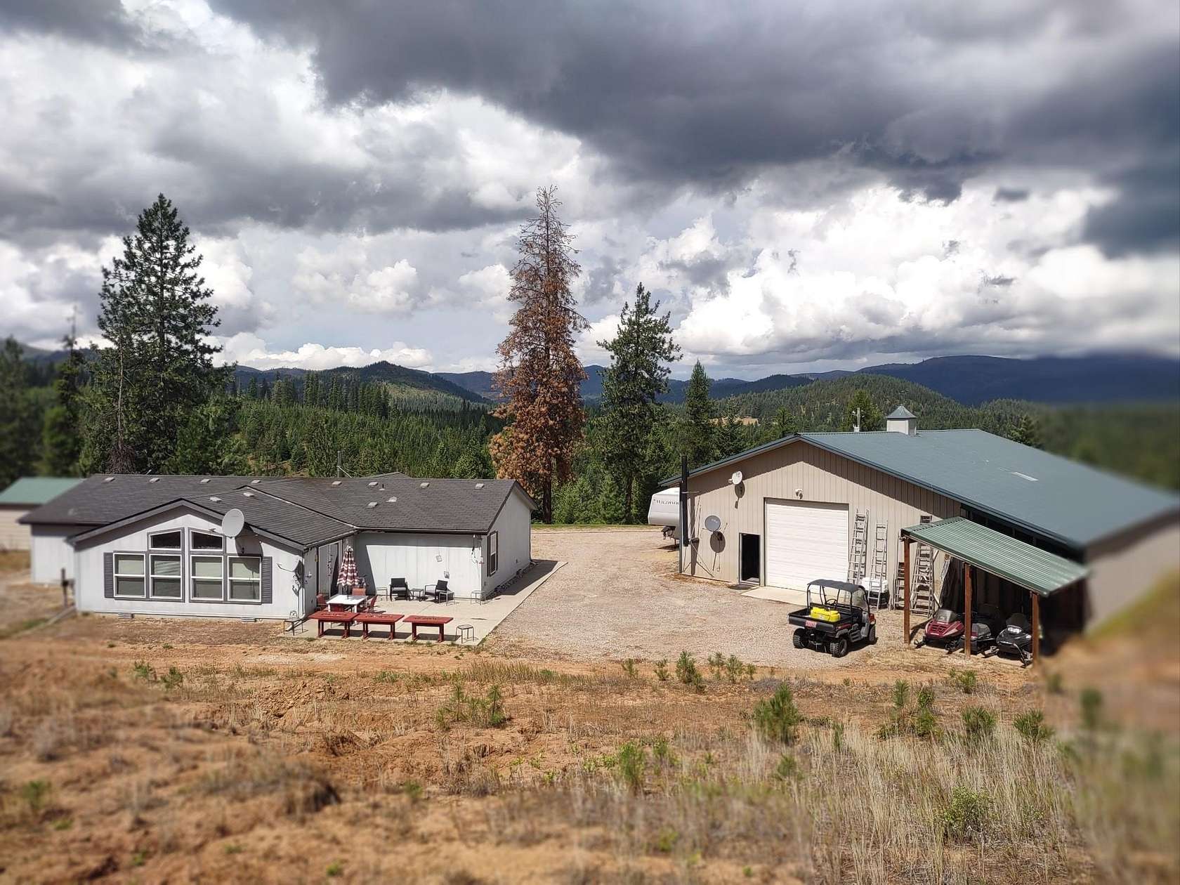 40 Acres of Recreational Land with Home for Sale in Springdale, Washington