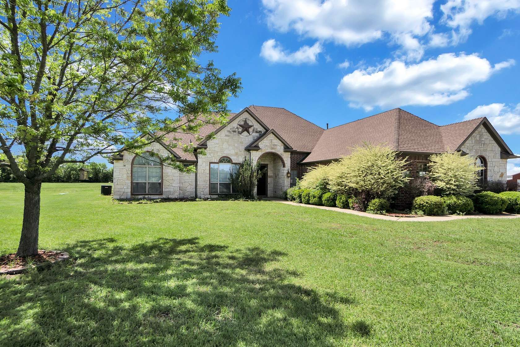 4.28 Acres of Land with Home for Lease in Royse City, Texas