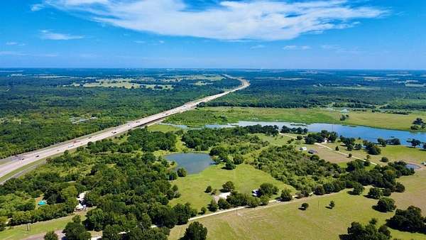 19 Acres of Recreational Land for Sale in Richland, Texas
