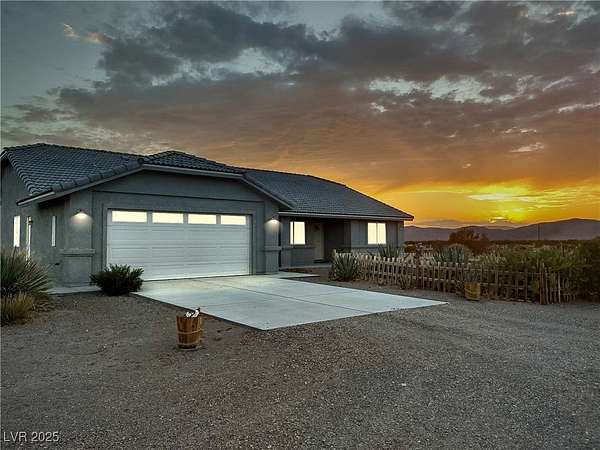 9.52 Acres of Residential Land with Home for Sale in Amargosa Valley, Nevada