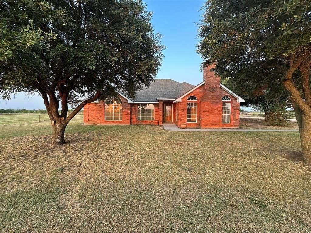 10 Acres of Land with Home for Sale in Ponder, Texas