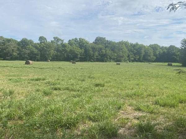 16 Acres of Land for Sale in Deport, Texas