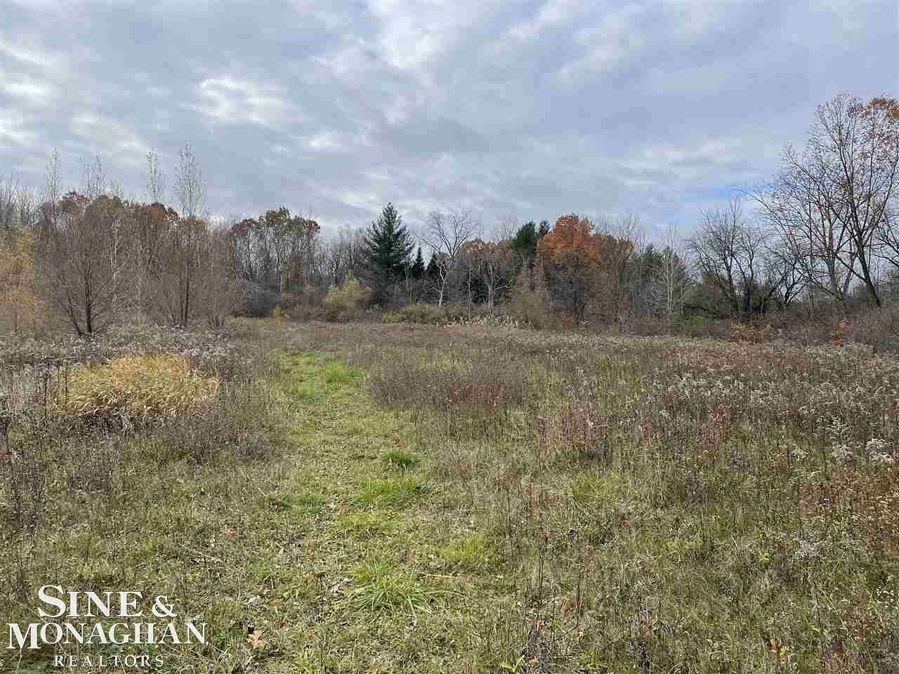 14.3 Acres of Land for Sale in Marysville, Michigan