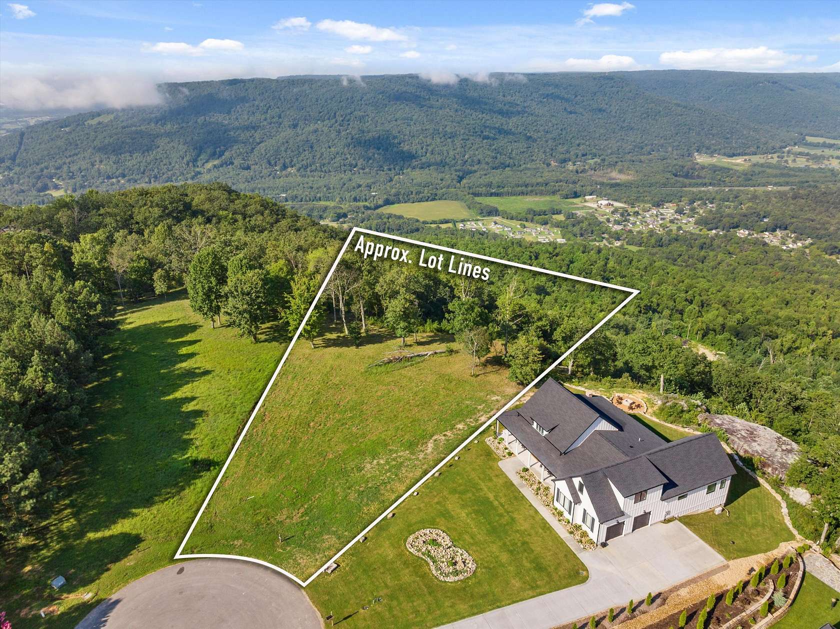 8.4 Acres of Residential Land for Sale in Jasper, Tennessee