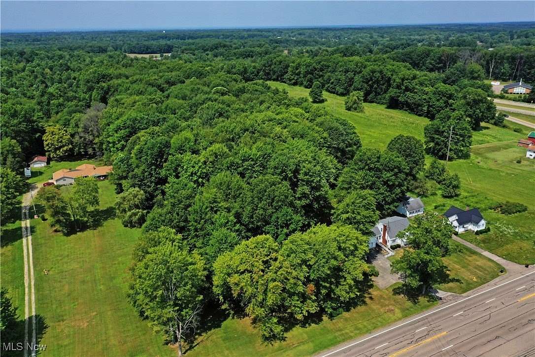 8 Acres of Improved Mixed-Use Land for Sale in Vienna, Ohio