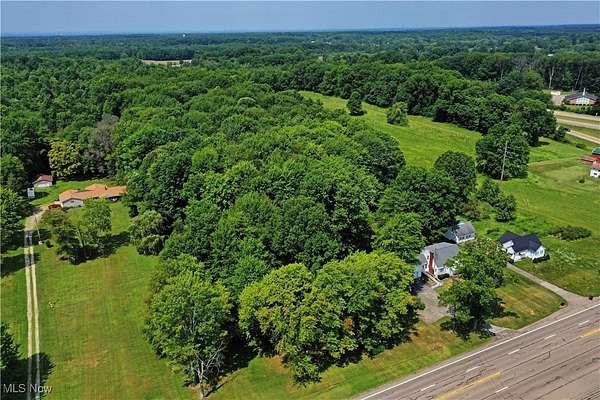 8 Acres of Improved Mixed-Use Land for Sale in Vienna, Ohio