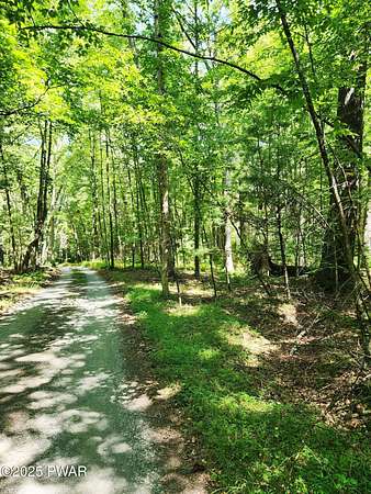 3.17 Acres of Residential Land for Sale in Dingmans Ferry, Pennsylvania