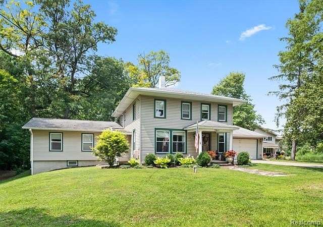 2 Acres of Residential Land with Home for Sale in Owosso, Michigan