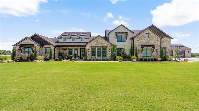 2.47 Acres of Residential Land with Home for Sale in Bixby, Oklahoma