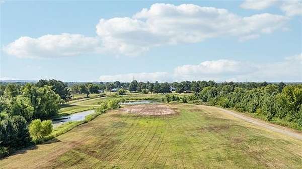 2 Acres of Residential Land for Sale in Muskogee, Oklahoma