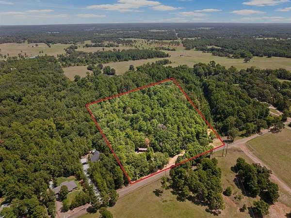 13 Acres of Land with Home for Sale in Winnsboro, Texas