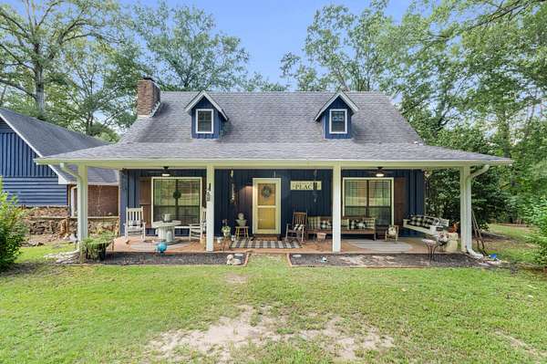 4 Acres of Residential Land with Home for Sale in Millport, Alabama