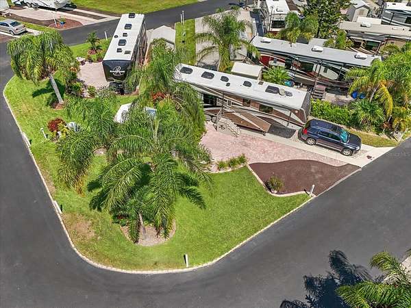 0.08 Acres of Land for Sale in Bowling Green, Florida