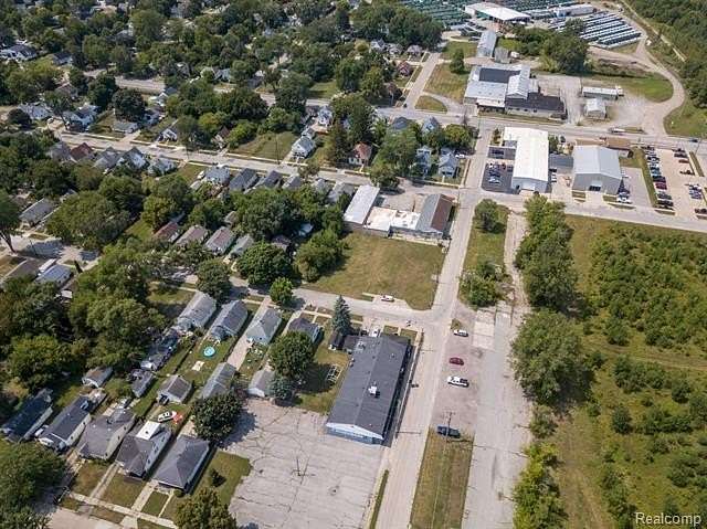 0.39 Acres of Residential Land for Sale in Saginaw, Michigan