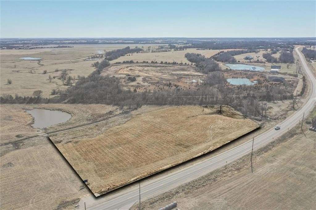 5.76 Acres of Land for Sale in Ottawa, Kansas
