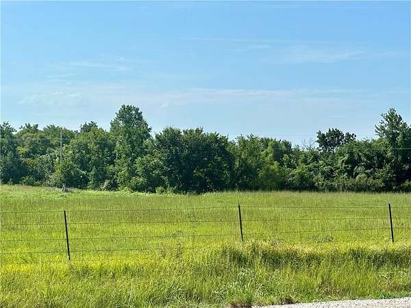 5.76 Acres of Land for Sale in Ottawa, Kansas