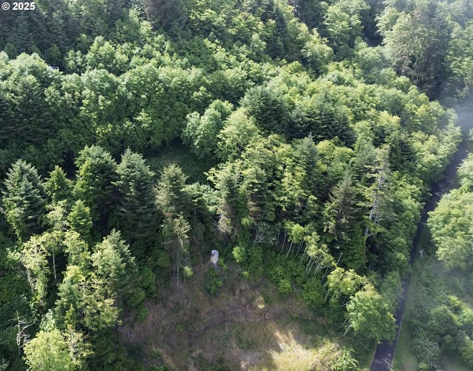 0.32 Acres of Residential Land for Sale in Yachats, Oregon