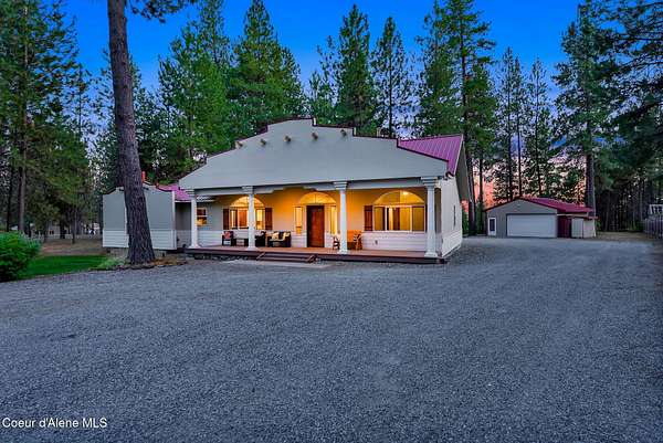 1.68 Acres of Residential Land with Home for Sale in Oldtown, Idaho