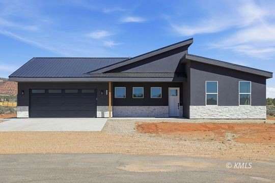 2.34 Acres of Land with Home for Sale in Kanab, Utah